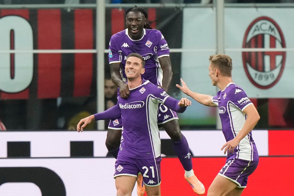 Direktur Fiorentina Ngamuk Soal VAR: Skandal! Tapi Kalau Ada yang Salah, Itu Saya, Bukan Pioli! Direktur Fiorentina Ngamuk Soal VAR: Skandal! Tapi Kalau Ada yang Salah, Itu Saya, Bukan Pioli!