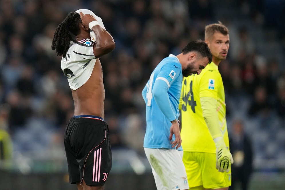 Sedih dan Frustrasi, tapi Juventus Harus Tetap Bersatu Sedih dan Frustrasi, tapi Juventus Harus Tetap Bersatu