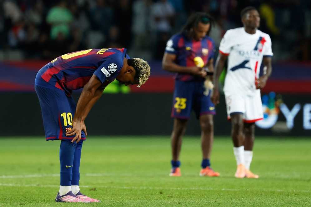 Hansi Flick Ungkap Alasan Kekalahan Barcelona dari PSG di Liga Champions Hansi Flick Ungkap Alasan Kekalahan Barcelona dari PSG di Liga Champions