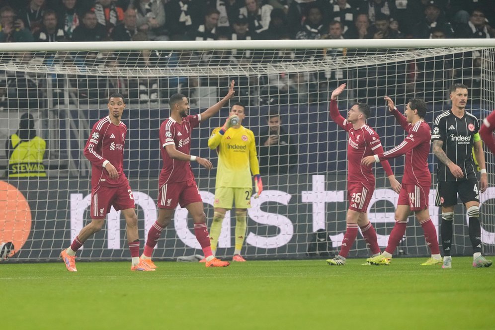 Rapor Pemain Liverpool vs Eintrach Frankfurt: Ekitike Nggak Sungkan Sama Mantan, Szoboszlai Bos Lini Tengah, Wirtz Pecah Telur, Salah Zonk Rapor Pemain Liverpool vs Eintrach Frankfurt: Ekitike Nggak Sungkan Sama Mantan, Szoboszlai Bos Lini Tengah, Wirtz Pecah Telur, Salah Zonk