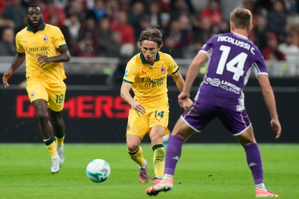 Dua Gol Leao Bikin Milan Melesat, Modric Punya Harapan Khusus untuk Sang Bintang Dua Gol Leao Bikin Milan Melesat, Modric Punya Harapan Khusus untuk Sang Bintang