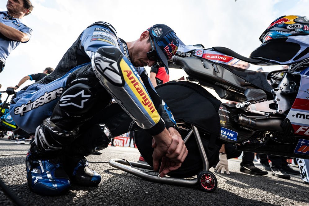 Alex Marquez Tak Merasa 'Kalah' dari Marc Marquez, Justru Bangga Dibekuk Pembalap Terbaik di MotoGP Alex Marquez Tak Merasa 'Kalah' dari Marc Marquez, Justru Bangga Dibekuk Pembalap Terbaik di MotoGP