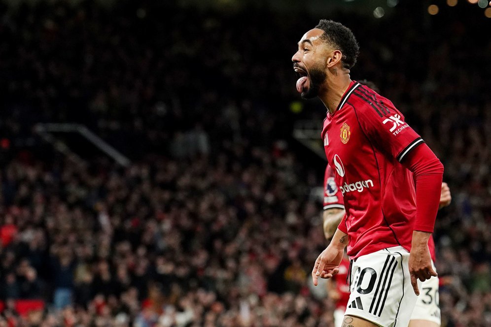 Hasil Manchester United vs Brighton: Setan Merah Perkasa, Meroket ke 4 Besar! Hasil Manchester United vs Brighton: Setan Merah Perkasa, Meroket ke 4 Besar!