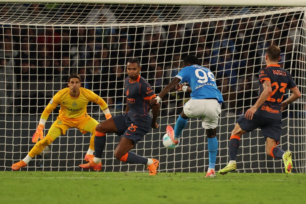 Napoli 3-1 Inter Milan: Kembali ke Puncak, De Bruyne Cedera, Conte dan Lautaro Saling Hina Napoli 3-1 Inter Milan: Kembali ke Puncak, De Bruyne Cedera, Conte dan Lautaro Saling Hina