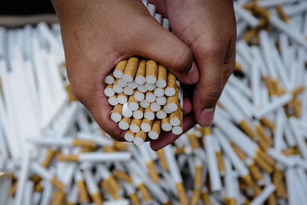 Cukai Rokok Bikin Puluhan Ribu Orang Kena PHK, Menkeu Akhirnya Ambil Keputusan Ini