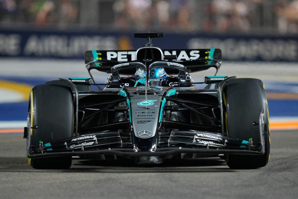Hasil Balapan Formula 1 GP Singapura 2025: George Russell Kalahkan Max Verstappen