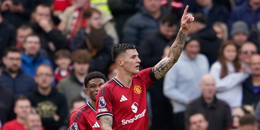 Melempem di Manchester United, Sesko Malah Dibandingkan Dengan Thierry Henry