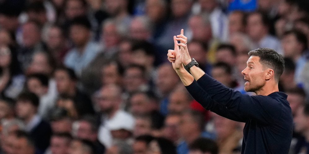 Pelatih Real Madrid, Xabi Alonso meminta timnya untuk tetap tenang dan melakukan evaluasi secara proporsional setelah ditahan imbang 0-0 oleh Rayo Vallecano di Vallecas.

#RealMadrid