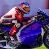 Potret Perdana Toprak Razgatlioglu Jadi Pembalap MotoGP, Bagi-Bagi Camilan dan Langsung 'Stoppie' Pakai Yamaha V4!