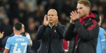 Eks Chelsea Ini Ungkap Dua Biang Kerok yang Bikin Performa Liverpool Terjun Bebas Eks Chelsea Ini Ungkap Dua Biang Kerok yang Bikin Performa Liverpool Terjun Bebas