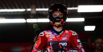 Sudah Ngotot Beri Bantuan, Ducati Sebut Performa Angin-anginan Pecco Bagnaia 'Menyakitkan' Sudah Ngotot Beri Bantuan, Ducati Sebut Performa Angin-anginan Pecco Bagnaia 'Menyakitkan'