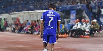 Dapat Kartu Merah Lawan Dewa United, Apakah Beckham Putra Bisa Bermain Lawan Lion City Sailors?