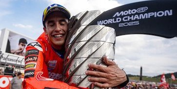 MotoGP 2025 Hadirkan 20 Gelar Bergengsi, Marc Marquez Borong 5 Penghargaan Sekaligus MotoGP 2025 Hadirkan 20 Gelar Bergengsi, Marc Marquez Borong 5 Penghargaan Sekaligus
