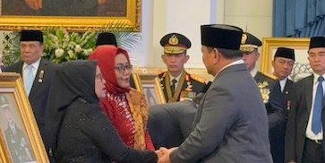 Pesan Keluarga Marsinah ke Presiden Prabowo: Hapus Outsourcing