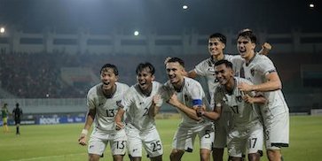 Strategi 3 Bek dan Duet Ideal di Lini Tengah: Membaca Taktik Indra Sjafri usai Timnas Indonesia U-22 Main Imbang Lawan Mali