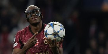 Victor Osimhen Cetak Hat-trick saat Galatasaray Permalukan Ajax, Rebut Posisi Teratas Daftar Top Skor Liga Champions