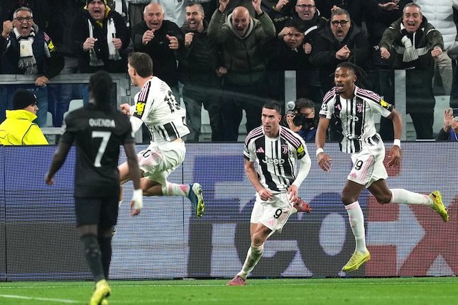 Sejajar dengan Ronaldo dan Higuain