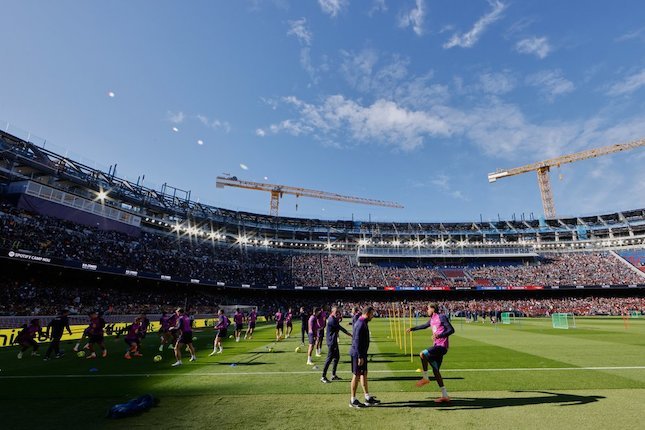 Sempat Pindah ke Estadi Johan Cruyff Sempat Pindah ke Estadi Johan Cruyff