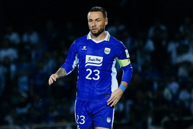 Puncak Klasemen Milik Persib Bandung