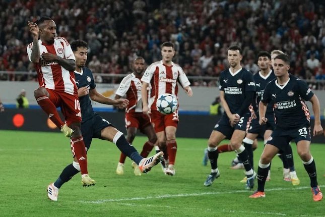 Olympiakos 1-1 PSV Eindhoven Olympiakos 1-1 PSV Eindhoven