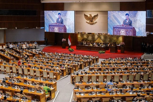 Kepastian Hukum Penyitaan dan Pemblokiran Kepastian Hukum Penyitaan dan Pemblokiran