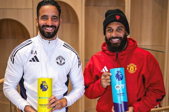 Jadi Pemain Terbaik EPL Jadi Pemain Terbaik EPL