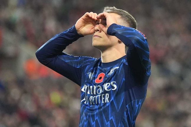 4. Trossard Membalikkan Keadaan