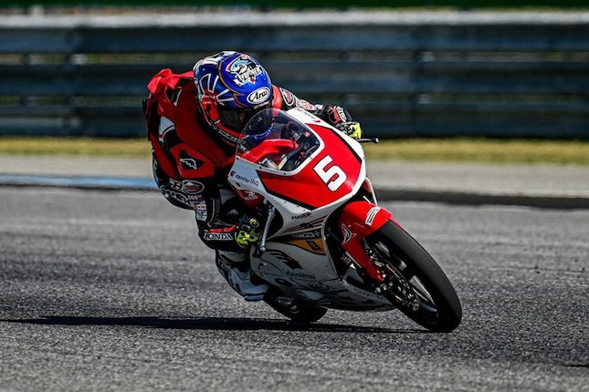 Jalannya Balapan Kedua