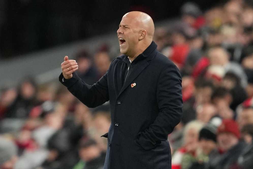 Rekor Arne Slot Makin Impresif, Dua Kali Tekuk Real Madrid Tanpa Kebobolan