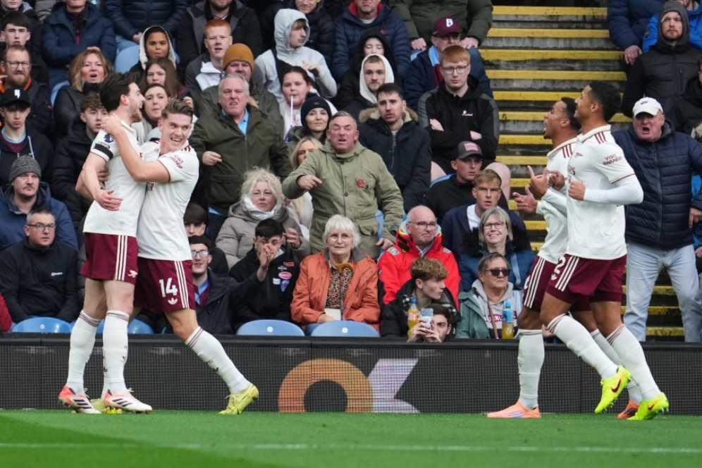 Rapor Pemain Arsenal saat Tundukkan Burnley: Rice Menyala, Trossard Hampir Kartu Merah! Rapor Pemain Arsenal saat Tundukkan Burnley: Rice Menyala, Trossard Hampir Kartu Merah!