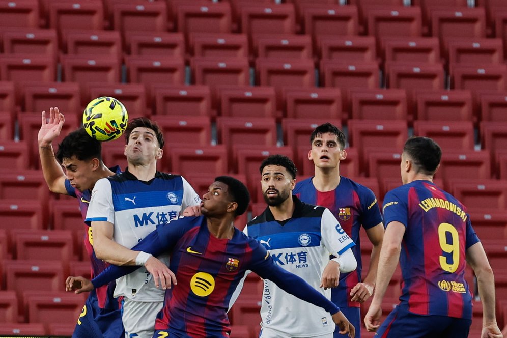 Barcelona yang Rentan di Babak Pertama: Titik Lemah yang Harus Segera Dihilangkan Barcelona yang Rentan di Babak Pertama: Titik Lemah yang Harus Segera Dihilangkan