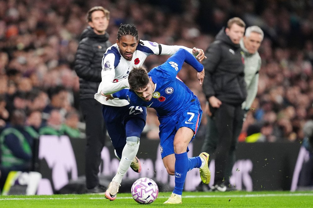 Rapor Pemain Chelsea saat Tundukkan Spurs: Caicedo Bersinar, Neto Tumpul Rapor Pemain Chelsea saat Tundukkan Spurs: Caicedo Bersinar, Neto Tumpul