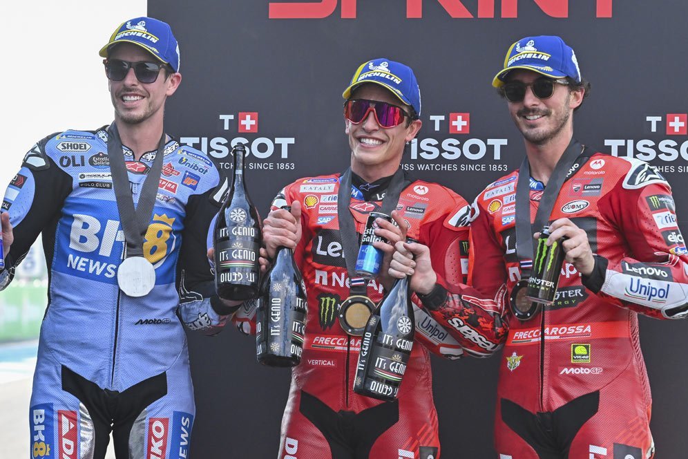 Absen dari Tes Pascamusim, Marc Marquez Ikhlas Serahkan Pengembangan GP26 ke Rider Ducati Lainnya Absen dari Tes Pascamusim, Marc Marquez Ikhlas Serahkan Pengembangan GP26 ke Rider Ducati Lainnya