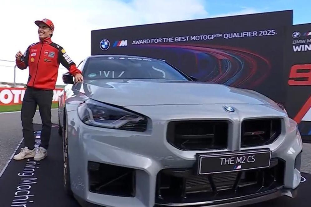 Hadiah BMW MotoGP 2025 Resmi di Tangan, Marc Marquez: Sudah Lama Saya Nggak Dapat Mobil Ini! Hadiah BMW MotoGP 2025 Resmi di Tangan, Marc Marquez: Sudah Lama Saya Nggak Dapat Mobil Ini!