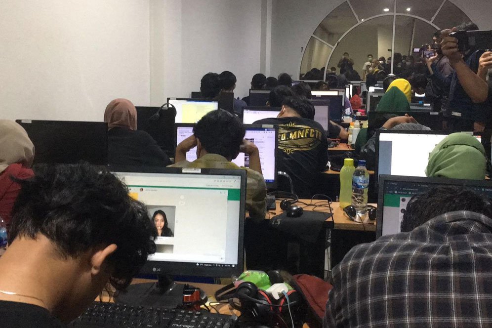 Satgas PASTI Blokir 776 Entitas Investasi dan Pinjol Ilegal dengan Modus yang Meresahkan Masyarakat Satgas PASTI Blokir 776 Entitas Investasi dan Pinjol Ilegal dengan Modus yang Meresahkan Masyarakat