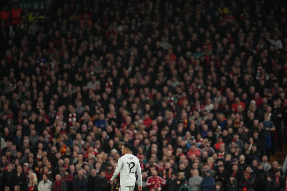 Alexander-Arnold Dihujani Cemooh di Anfield? Fans Liverpool Memang Gak Paham-Paham Alexander-Arnold Dihujani Cemooh di Anfield? Fans Liverpool Memang Gak Paham-Paham