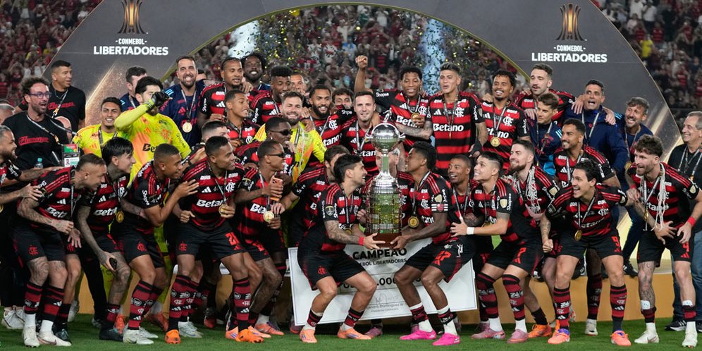 Cerita Kepahlawanan Danilo: Bawa Flamengo Juara Copa Libertadores 2025 dan Pecahkan Rekor Bersejarah Cerita Kepahlawanan Danilo: Bawa Flamengo Juara Copa Libertadores 2025 dan Pecahkan Rekor Bersejarah