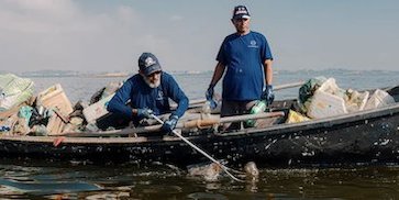 Aksi Berkelas AS Roma! Angkut 15 Ton Sampah Laut, Nelayan Indonesia Ikut Dilibatkan Aksi Berkelas AS Roma! Angkut 15 Ton Sampah Laut, Nelayan Indonesia Ikut Dilibatkan