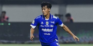 Bojan Hodak soal Penampilan Pertama Alfeandra Dewangga di BRI Super League: Mulai Lebih Serius di Latihan, Tidak Mudah Main di Persib