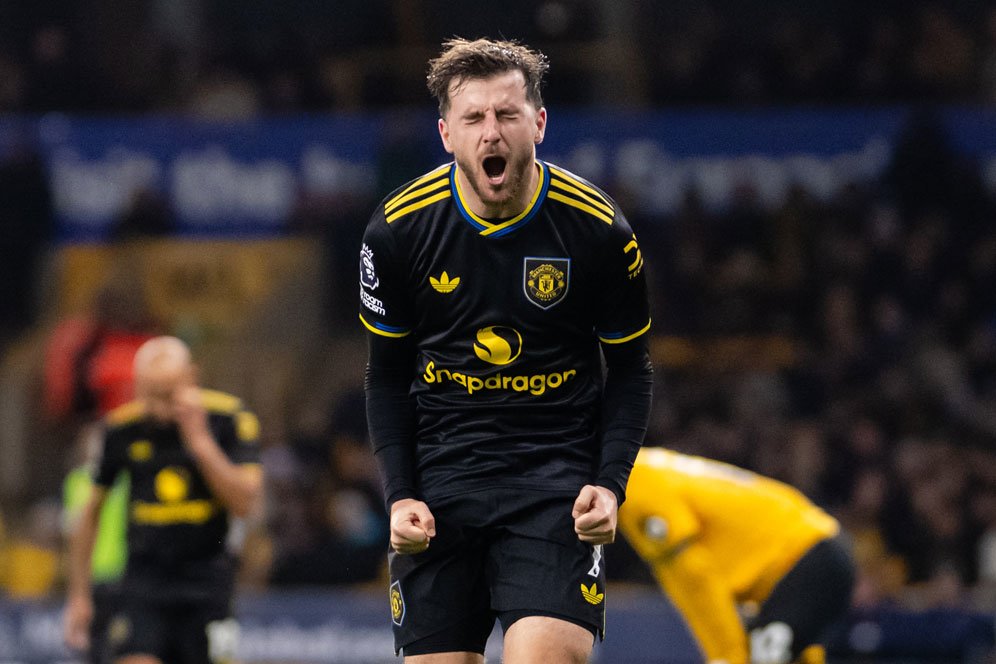 Pujian Setinggi Langit untuk Mason Mount: Dia Buat MU Jadi Lebih Baik! Pujian Setinggi Langit untuk Mason Mount: Dia Buat MU Jadi Lebih Baik!