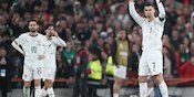 Video: Menyamar Jadi Gelandangan, Ronaldo Pamer Skill di Jalanan