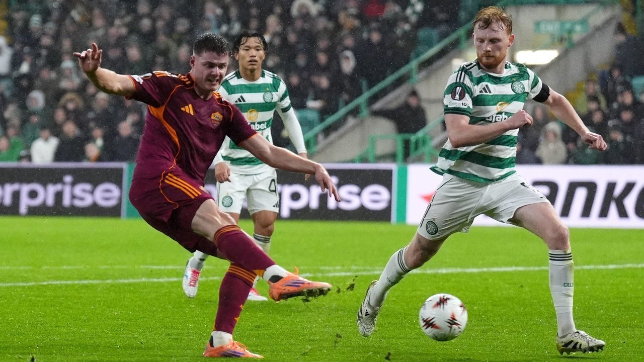 Hasil Celtic vs Roma: Evan Ferguson Menggila, Giallorossi Menang Telak 3-0! Hasil Celtic vs Roma: Evan Ferguson Menggila, Giallorossi Menang Telak 3-0!