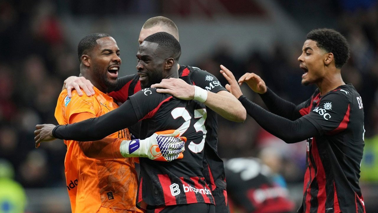 AC Milan Fokus Total: Maignan Tegaskan Misi Supercoppa, Bungkam soal Masa Depan