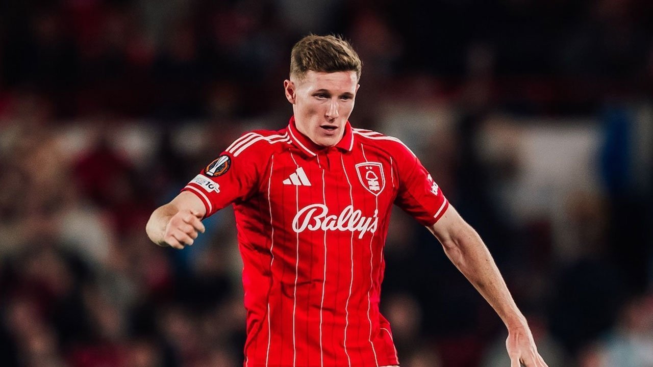 Menolak Lempar Handuk, Manchester United Siap Saingi Manchester City untuk Elliot Anderson