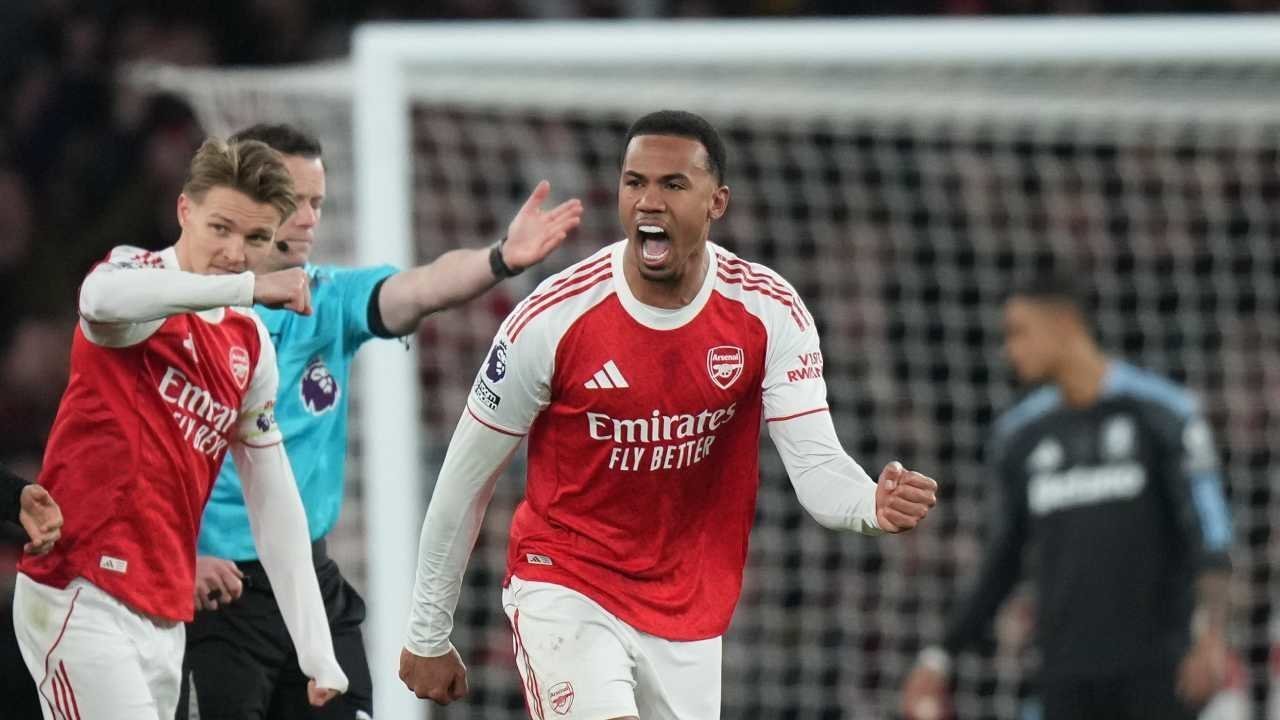 Catatan Menarik Arsenal vs Aston Villa: Bola Mati Jadi Senjata Mematikan The Gunners