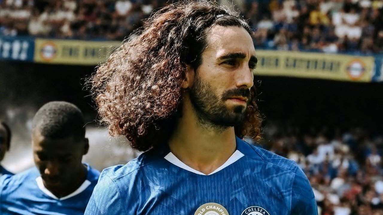 Ditarik Keluar di Awal Laga Chelsea vs Aston Villa, Seberapa Parah Cedera Marc Cucurella?