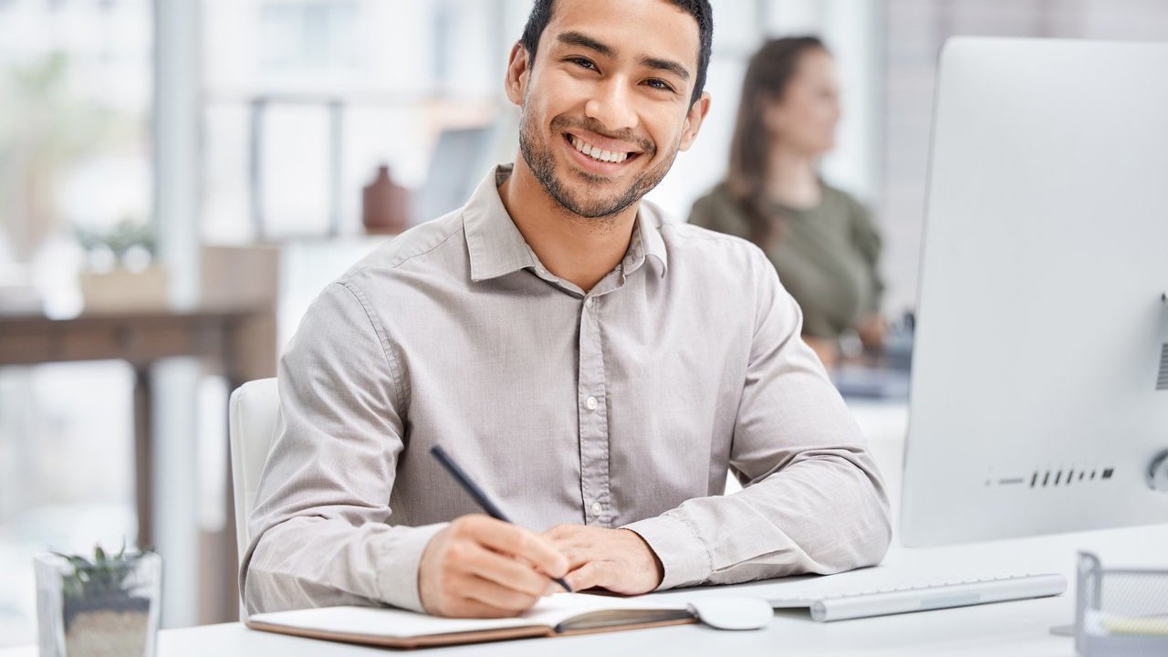 Satu Parfum, Banyak Mood: Tips Layering Wangi Biar Akhir Tahun Terasa Lebih Personal