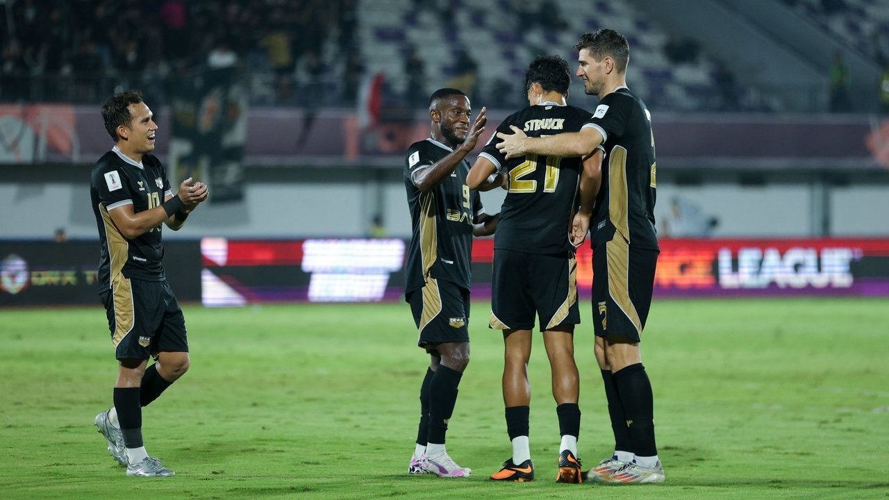 Bali United vs Dewa United: Jan Olde Riekerink Bidik Kemenangan di Laga ke-100!