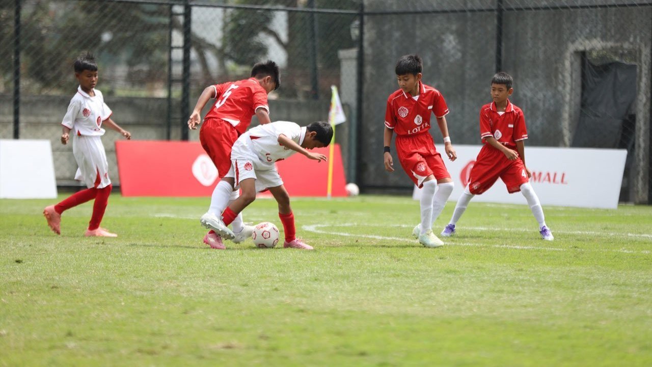 Anak Asuh Ismed Sofyan Kalahkan Tim Atep di Final Bintang Muda Generasi Masa Depan 2025 Anak Asuh Ismed Sofyan Kalahkan Tim Atep di Final Bintang Muda Generasi Masa Depan 2025