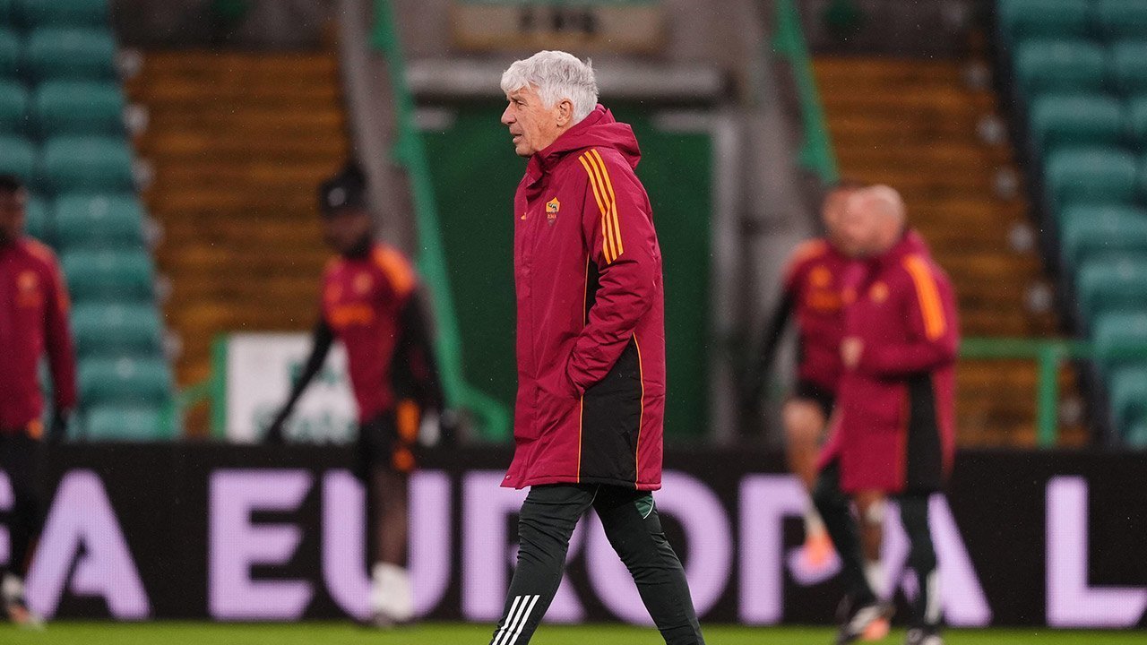 Kabar Buruk Evan Ferguson, Kabar Baik Paulo Dybala: Situasi Kontras AS Roma Jelang Lawan Celtic Kabar Buruk Evan Ferguson, Kabar Baik Paulo Dybala: Situasi Kontras AS Roma Jelang Lawan Celtic